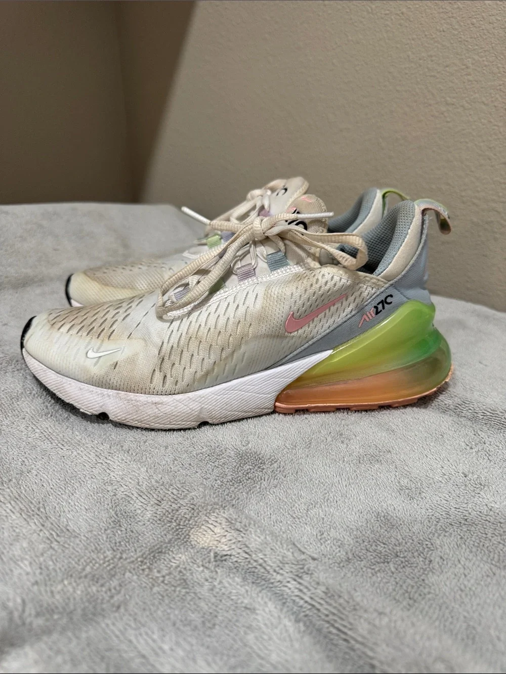 Nike Cream Sneakers with Pastel Pink, Green and Purple Accents